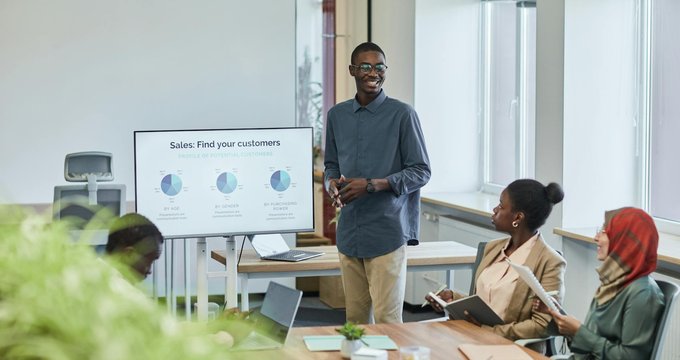 Jeb Blount on Sales Leadership: Keeping Your Team Focused on the Right Opportunities (Ask Jeb)