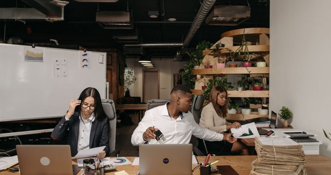 The Real Sale Starts After Signature | Proving Value in AI and Consumption Models with Seong Park