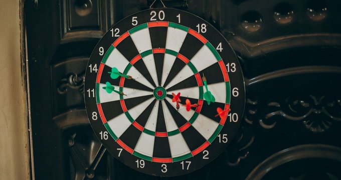 Firmographic Scoring is Dead: Why Your Lead Scoring Sucks in 2026